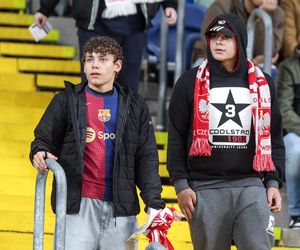 Kibice na meczu Polska -Nowa Zelandia na Stadionie Śląskim