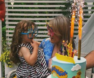 Pani Monika adoptowała niepełnosprawną Natalkę. „Moje życie jest tysiąc raz trudniejsze, a jednocześnie milion razy szczęśliwsze”