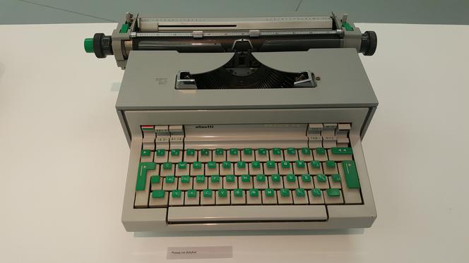 Maszyny do pisania na wystawie w Bydgoszczy