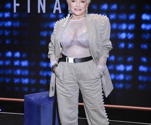 Ostrowska odsłoniła swoje wdzięki podczas Szansy na sukces. 66-latka zrobiła show!