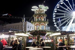 Jarmark Bożonarodzeniowy w Katowicach zaprasza w ostatni weekend. Masa atrakcji czeka na odwiedzających ZDJĘCIA