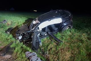 18-latek nie żyje, dwóch młodych ludzi zostało rannych