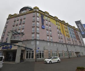 Awantura o hotel Sobieski! Chcą go pomalować na biało, konserwator zabytków protestuje