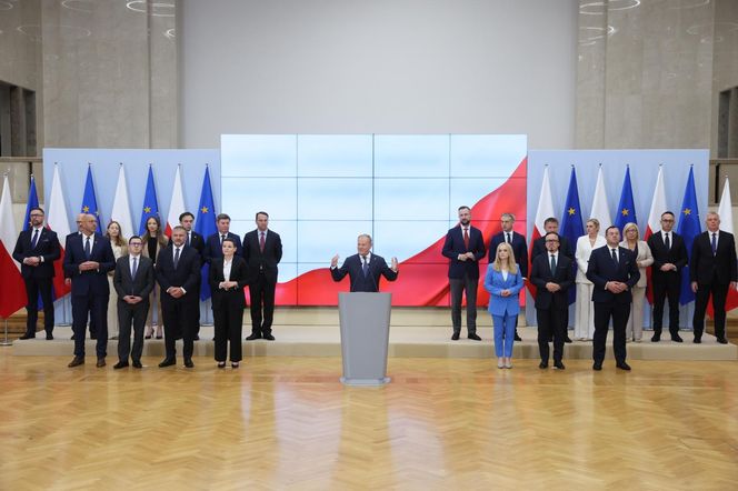 Konferencja premiera nt. rekonstrukcji rządu 