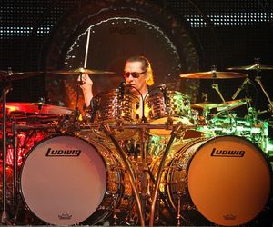 Alex Van Halen nie chciał znów grać z muzykami Van Halen. Nie oddają zespołowi sprawiedliwości