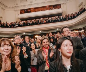 XIX Międzynarodowy Konkurs Pianistyczny im. Fryderyka Chopina. Stroje uczestników wywołały burzę