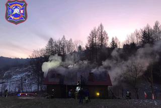 Szkoła poszła z dymem! Strażacy walczyli z płomieniami przez 3 godziny