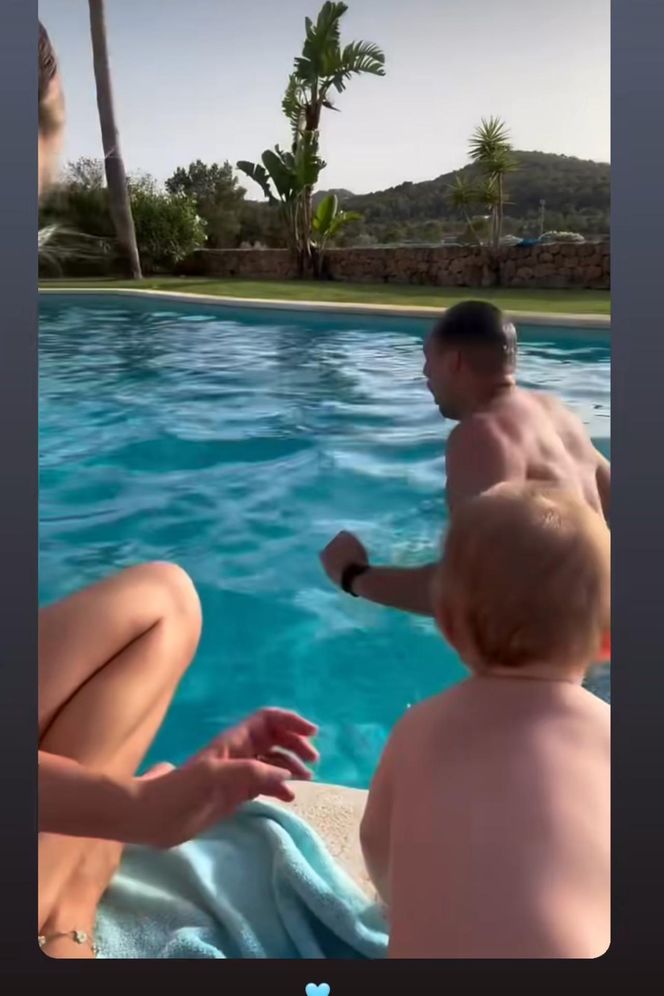 Natalia Siwiec, Marcelina Zawadzka. Misski podbijają Ibizę