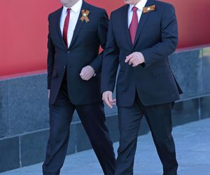  Zwrócili uwagę na ręce Putina. Zagadka rozwiązana?