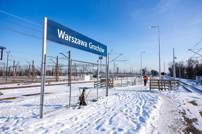 Przystanek PKP Warszawa Grochów 1,5 miesiąca po otwarciu