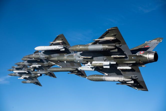 Francuskie samoloty Mirage 2000