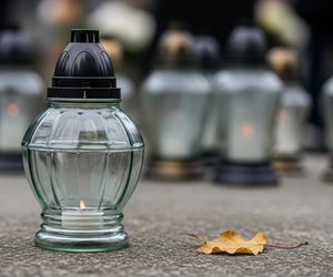 Co zrobić ze zużytymi zniczami? Nie zawsze muszą wylądować w koszu