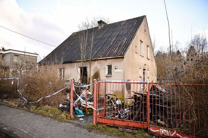 Pożar domu w Redzie. Zginęły 3 osoby