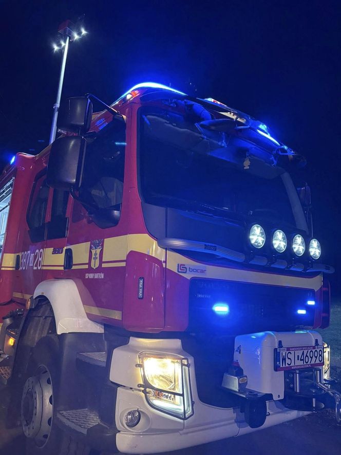 Ciężarówka wjechała w dom pod Siedlcami