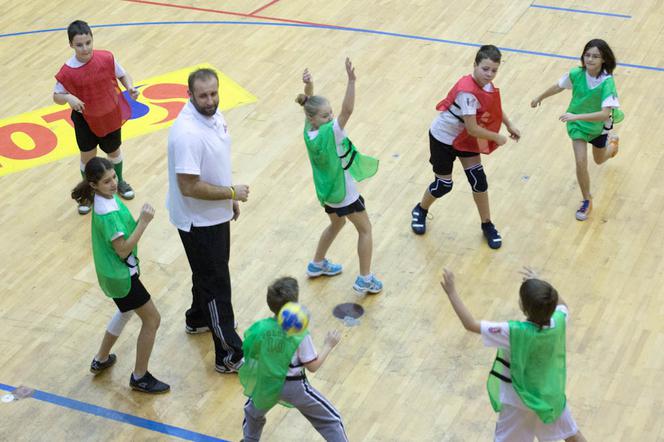 Artur Siódmiak CAMP 2012. Siódmiak zachęca dzieci do aktywności sportowej
