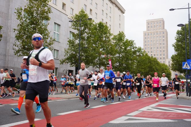 Uczestnicy Maratonu Warszawskiego 2025