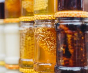 Napędza chorobę Alzheimera. Znajdziesz go w miodzie, owocach i nie tylko