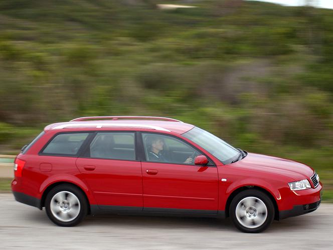 Audi A4 Avant B6 - (2001-2004)