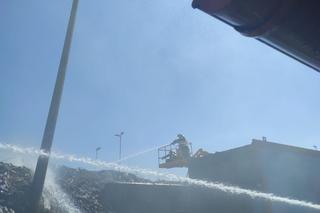 Gigantyczny pożar w Bydgoszczy! Na miejscu kilkanaście zastępów strażaków [ZDJĘCIA]