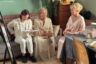 M jak miłość na planie. Barbara (Teresa Lipowska), Marta (Dominika Ostałowska)