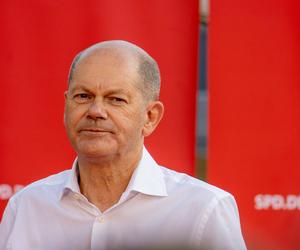 Rosjanie zagrali na nosie Niemcom. Kanclerz Olaf Scholz szuka winnych