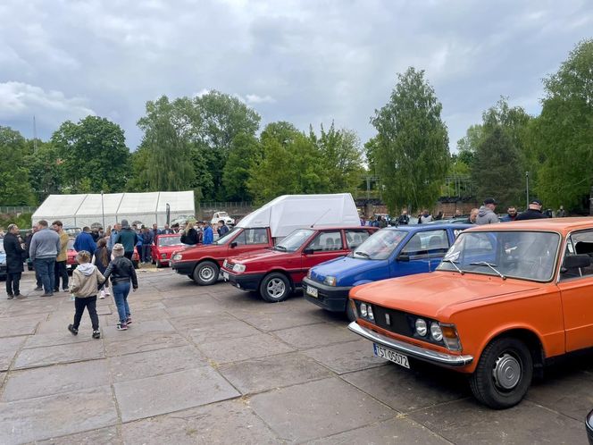 Start Sezonu Starachowickich Klasyków: Święto Motoryzacji w Sercu Przemysłowej Historii Miasta