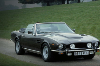 Aston Martin V8, Aston Martin, James Bond