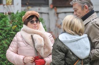 Barwy szczęścia odcinek 2024, Regina (Ewa Serwa), Stefan (Krzysztof Kiersznowski), Irena (Krystyna Tkacz)