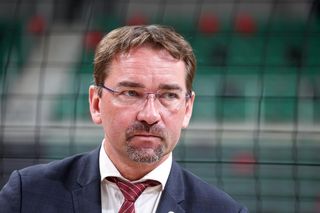 Świderski nie gryzł się w język. Wprost mówi o rewolucji, to może dotknąć polskie kluby