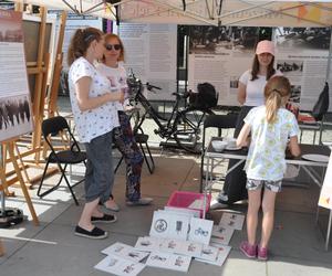 Rzemieślniczy Bazar w Kielcach. Były stoiska handlowe oraz atrakcje