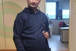 Lekarze zdiagnozowali u pana Przemysława rzadkie mutacje genetyczne. „Toczę nierówną walkę”