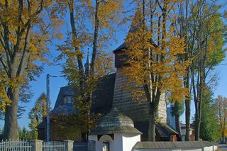 To jeden z najpiękniejszych drewnianych kościołów w Małopolsce. Jest uznawany za perłę gotyku