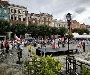 Manifestacja pod hasłem Sto nielegalnej imigracji w Lesznie