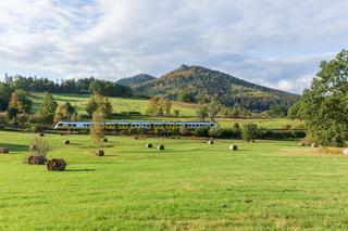 Najpiękniejsze szlaki w Polsce.  5 sprawdzonych kierunków, na wędrówki bez tłumów 