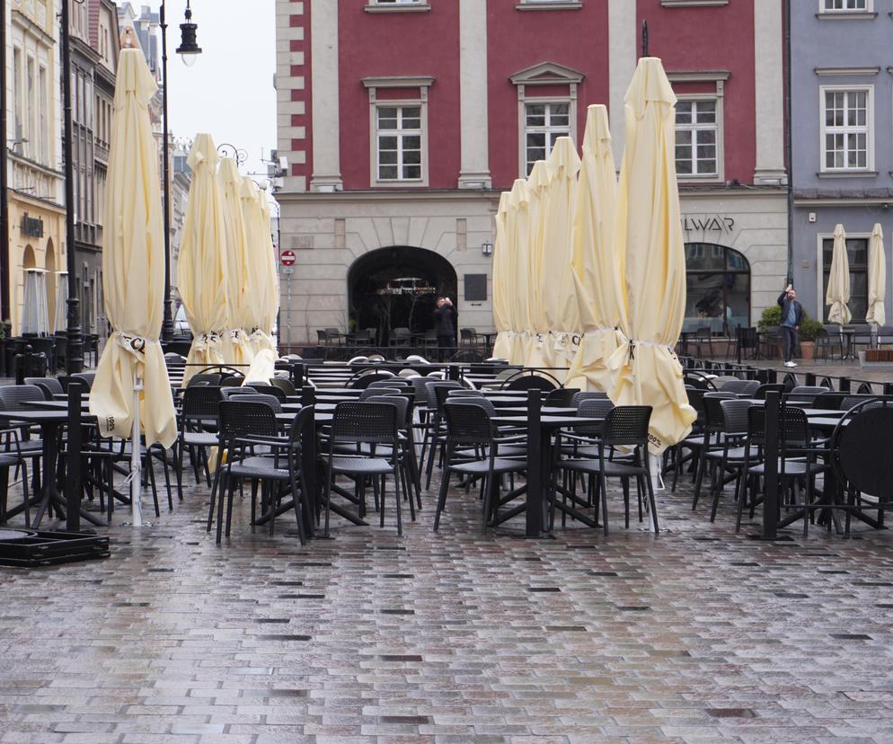 Ogródki wróciły na Stary Rynek w Poznaniu