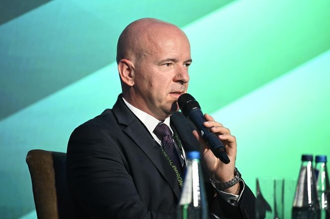 Komponent lotniczy i satelitarny w systemie bezpieczeństwa morskiego