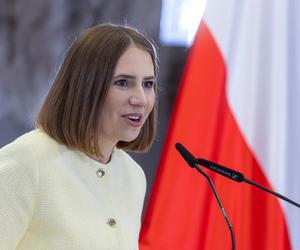 Ile na koncie ma Anna Bryłka? Oświadczenie majątkowe europosłanki Konfederacji