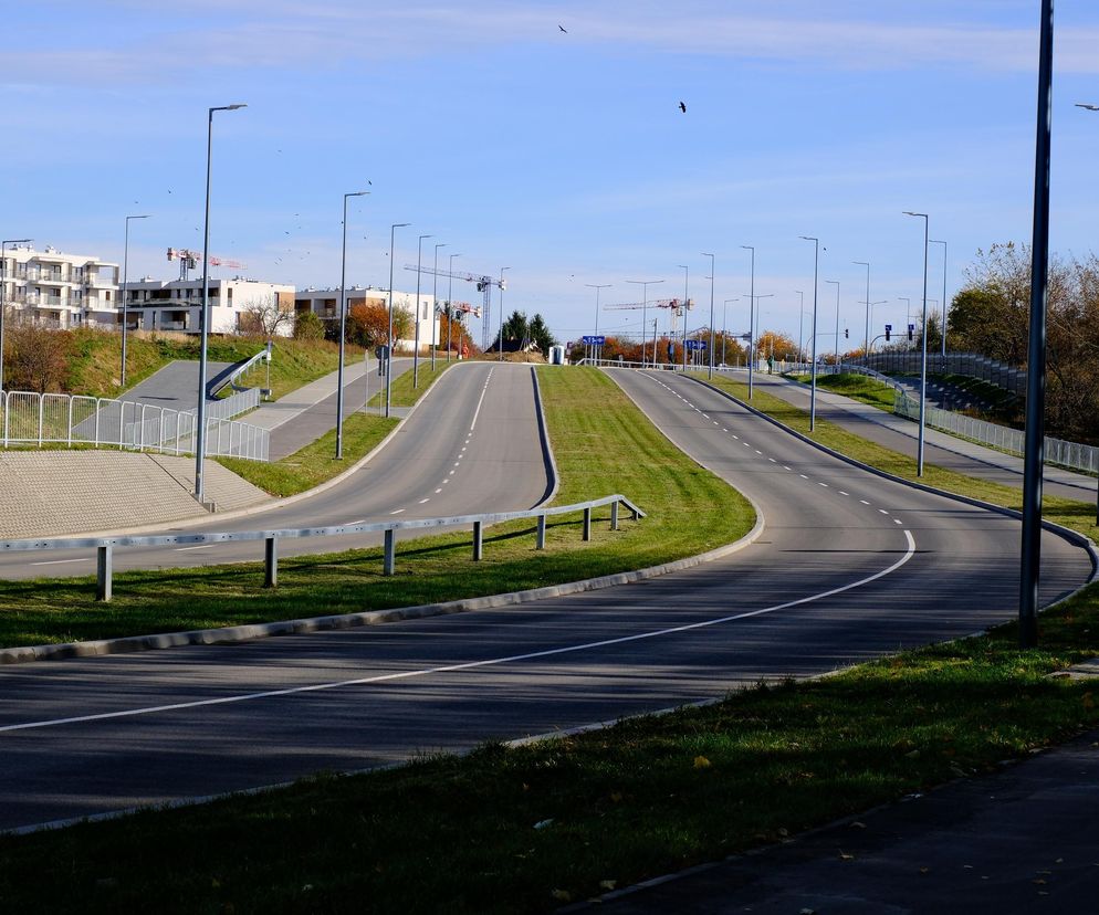 Mieszkańcy Ponikwody już od piątku pojadą nową drogą. Linie autobusowe zostaną wydłużone