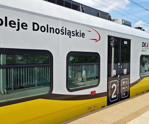 Jak tanio podróżować w długi weekend? Pociągiem po Dolnym Śląsku za mniej niż 30 zł!