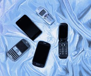 Te stare telefony komórkowe są warte majątek. Osiągają rekordowe ceny