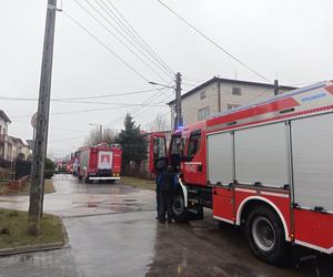 Urządzenie elektryczne przyczyną pożaru przy Łysogórskiej w Starachowicach