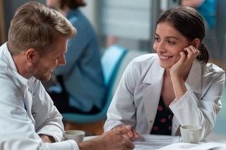 Na dobre i na złe odc. 859. Oliwia (Irmina Liszkowska), Maks Beger (Tomasz Ciachorowski)