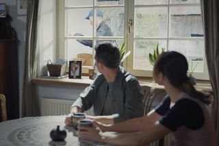 M jak miłość odc. 1847. Jakub Karski (Krzysztof Kwiatkowski), Martyna (Magdalena Turczeniewicz), technik (Karol Kopiec)