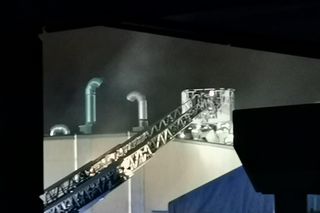 Pożar hali w Łodzi. Ewakuowało się blisko 270 osób