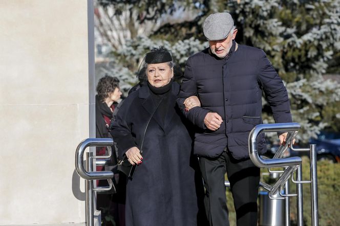 Ewa Bem pochowała męża. Sibilski i córka gwiazdy w jednym grobie