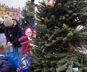  Zamojskie przedszkola i szkoły dekorowały choinki