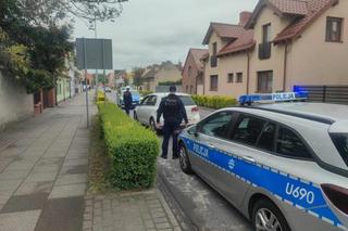 Pijana wrocławianka zatrzymana po pościgu w Rawiczu. Zamknęła się w aucie i zmusiła policjantów do wybicia szyby