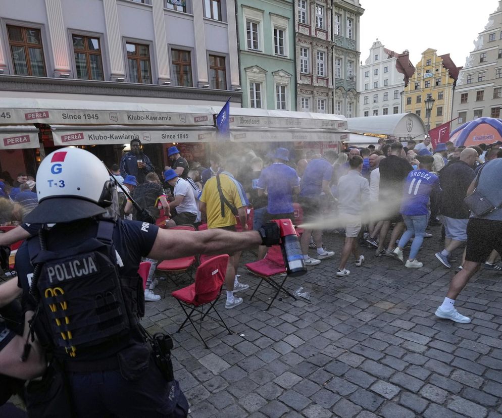 Kibice przed finałem Ligi Konferencji we Wrocławiu
