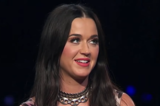 Katy Perry zaliczyła wpadkę w amerykańskim Idolu. Potrzebna była taśma!