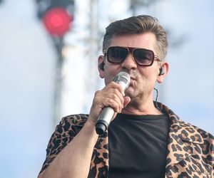 Śląska Scena Letnia na promenadzie przy Stadionie Śląskim w Chorzowie